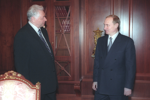 Unul dintre ultimii lideri sovietici a murit: A fost decorat de Vladimir Putin