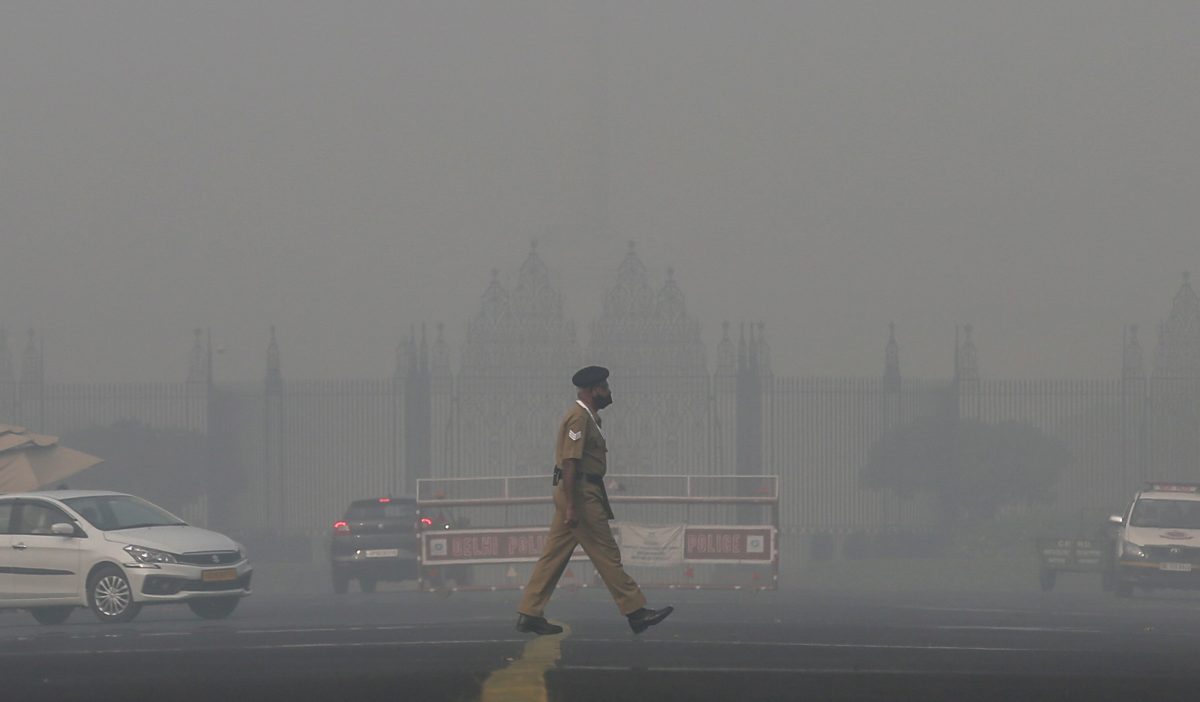 În Sri Lanka școlile au fost închise din cauza aerului poluat adus de un ciclon din India 