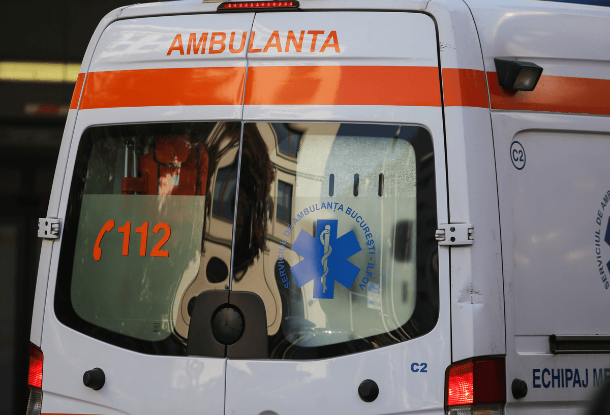 Un om de afaceri a fost găsit mort în incinta hotelului pe care îl deţinea în Ploieşti