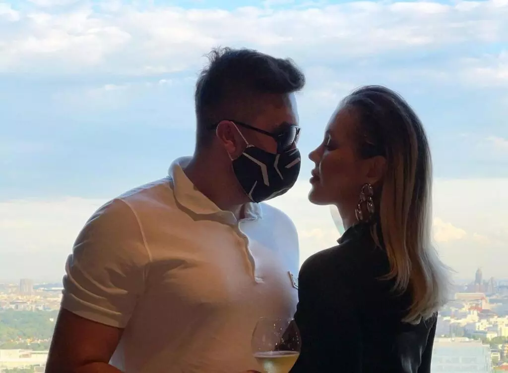 Cum arată soțul lui Emily Burghelea fără mască. Andrei este adeptul discreției – FOTO