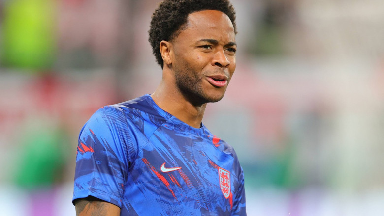 Sterling a ratat meciul cu Senegal după ce hoți înarmați i-au spart casa. Fotbalistul s-a întors de urgență în țară