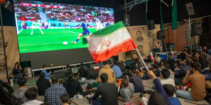 Tânăr iranian împuşcat în cap de forţele de securitate după ce a sărbătorit eliminarea echipei naţionale de la CM 2022