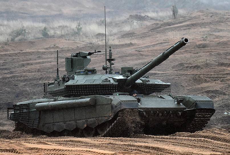 Rusia ar folosi cele mai bune tancuri în Donbas: 200 de T-90M au fost trimise în Lugansk