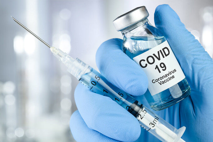 Imunizarea împotriva COVID-19 cu doza 5 de vaccin la Iași. Centrele unde vă puteți programa