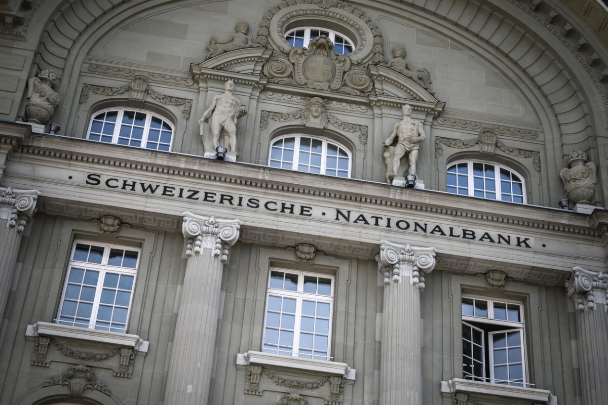 Banca Naţională a Elveţiei a înregistrat cele mai mari pierderi din istoria sa de 116 ani. Guvernul elvețian nu va mai primi dividente