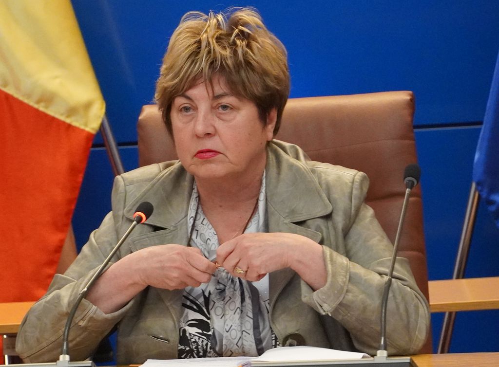 După ce a fost acuzată de comportament inadecvat, prefectul județului Bistrița-Năsăud și-a anunțat demisia