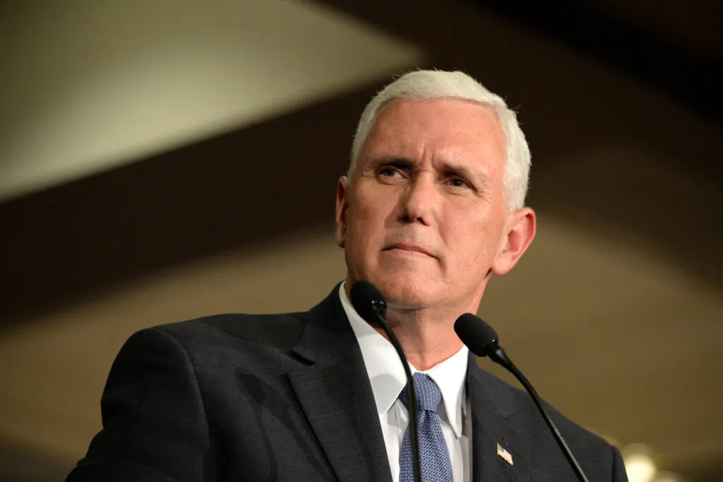 Documente clasificate au fost găsite în casa fostului vicepreședinte al SUA Mike Pence