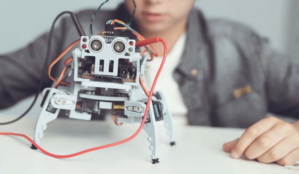 Cum este tratată performanța în România? Campionii mondiali la robotică au primit doar o scrisoare de felicitare de la Iohannis