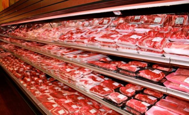Conform INS, România importă carne în valoare de peste 1 miliard de euro