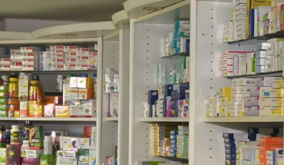 Virozele respiratorii au dus România într-o criză de medicamente. Nu se mai găsesc siropuri pentru copii sau antibiotice pentru adulţi