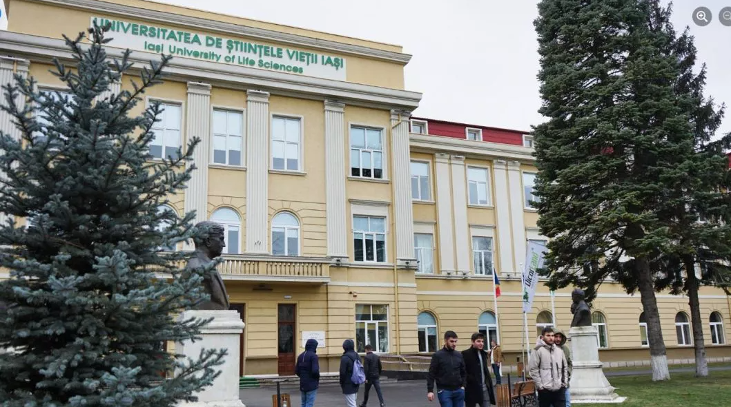La USV Iași a fost lansat proiectul ce își propune obținerea de acuarele din deșeuri organice