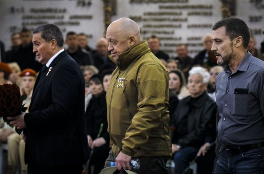 Ce înseamnă cucerirea micului oraș Bahmut pentru șeful Wagner: „Cireașa de pe tort este sistemul minelor Soledar şi Bahmut, o rețea de orașe subterane”