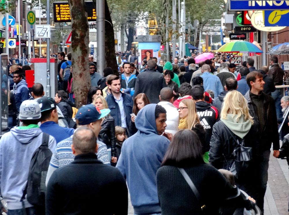 Încă o dovadă că austriecii și-au bătut joc de România: numărul migranţilor ilegali a scăzut cu 70% în urma unor măsuri care țineau de Serbia