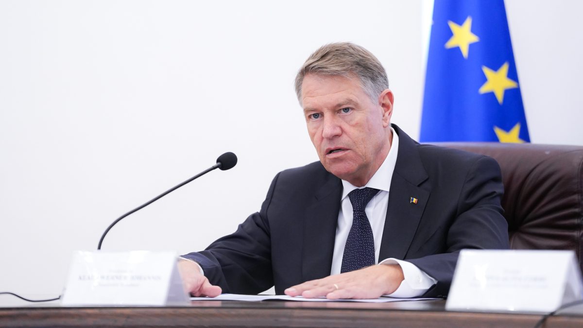 Klaus Iohannis a promulgat legea! Avocaţii condamnaţi pentru infracţiuni săvârşite cu intenţie, nedemni pentru profesie