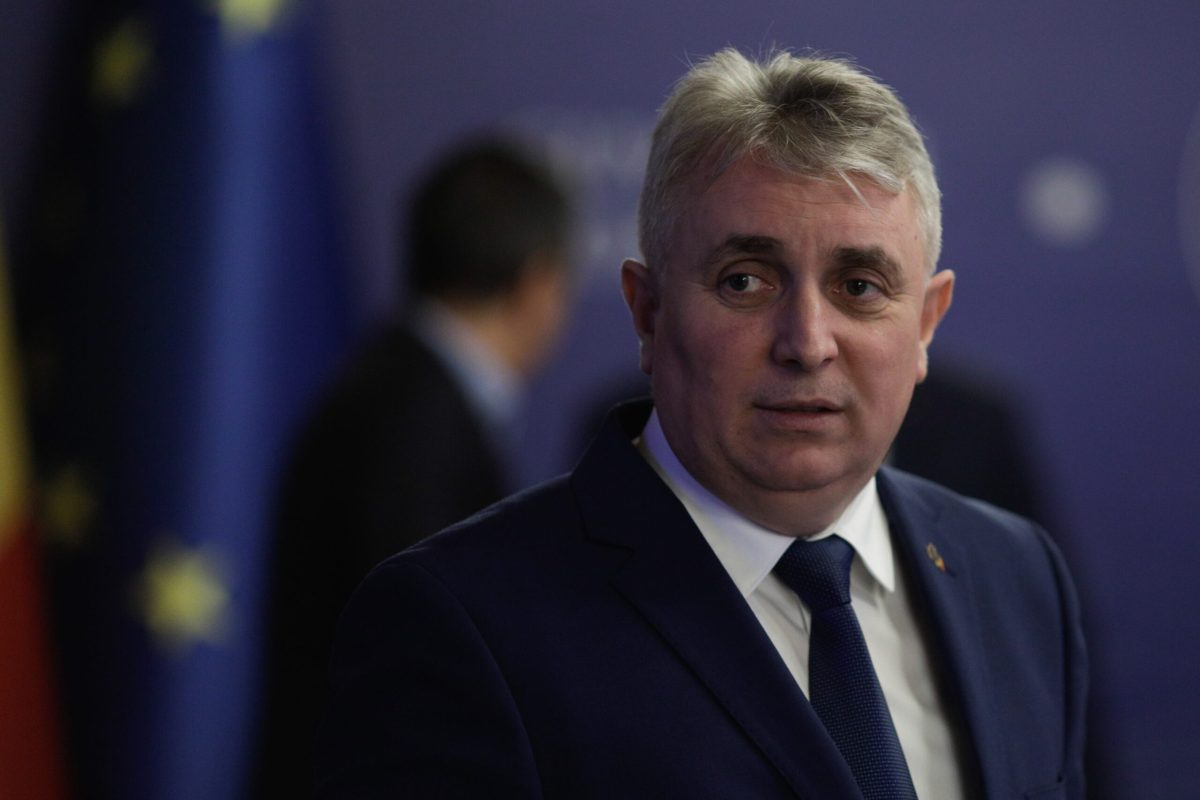 Prima demisie în scandalul de plagiat al lui Lucian Bode