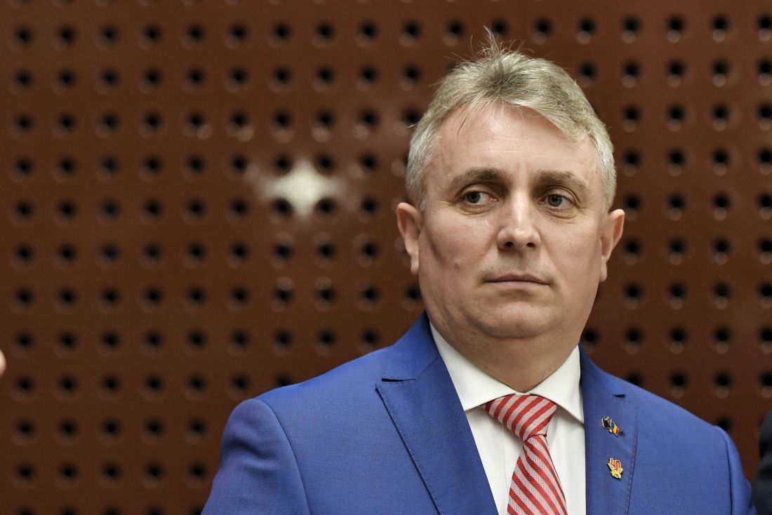 Asociația VeDem Just anunță că face plângere penală împotriva lui Lucian Bode și Adrian Ivan pentru fals în declarații