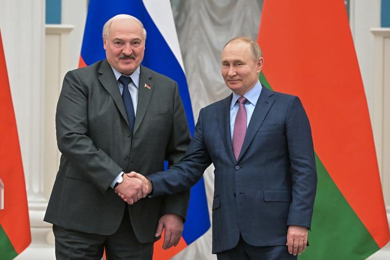 Forţele Armate Aeriene din Belarus participă la un exerciţiu aerian comun cu aviaţia militară rusă