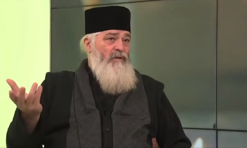 De ce se scrie Iisus cu doi de „i”? Părintele Calistrat Chifan: «Pentru că înseamnă „uns”» – VIDEO