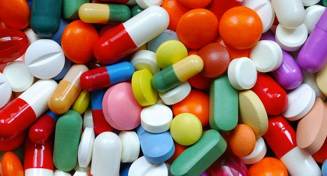 Guvernul francez a interzis vânzarea online a produselor pe bază de paracetamol până la sfârșitul lunii ianuarie