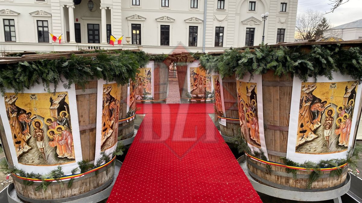 Au început pregătirile pentru sărbătoarea de Bobotează de la Catedrala Mitropolitană din Iași – FOTO