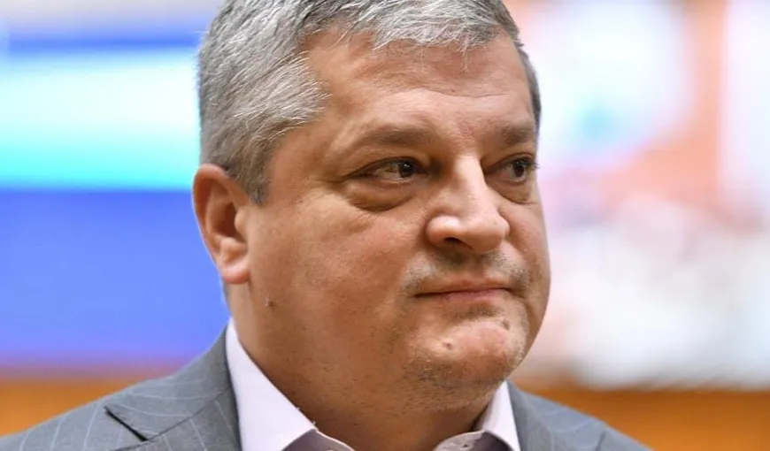 Deputatul PSD Radu Cristescu îi prevede lui Andrei Muraru un sfârșit ca al fraților Tate: „Curaj, liberalule fenechist!”