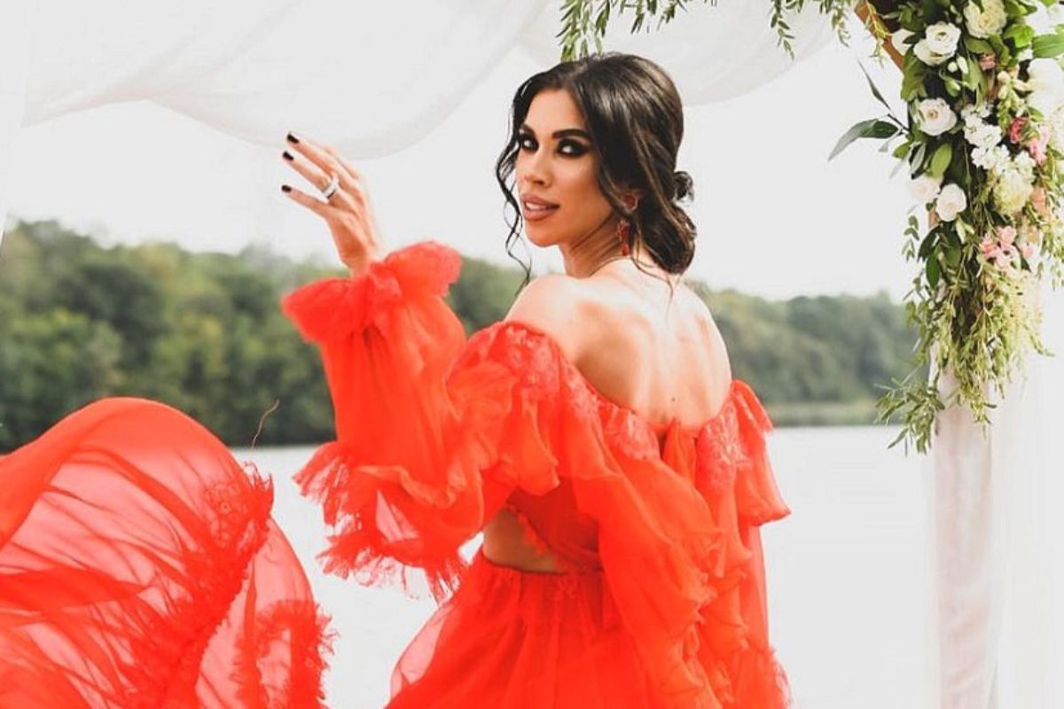 Raluca Pastramă, în ipostaze emoționante pe Instagram. Ce mesaj a postat vedeta pentru fiicele sale