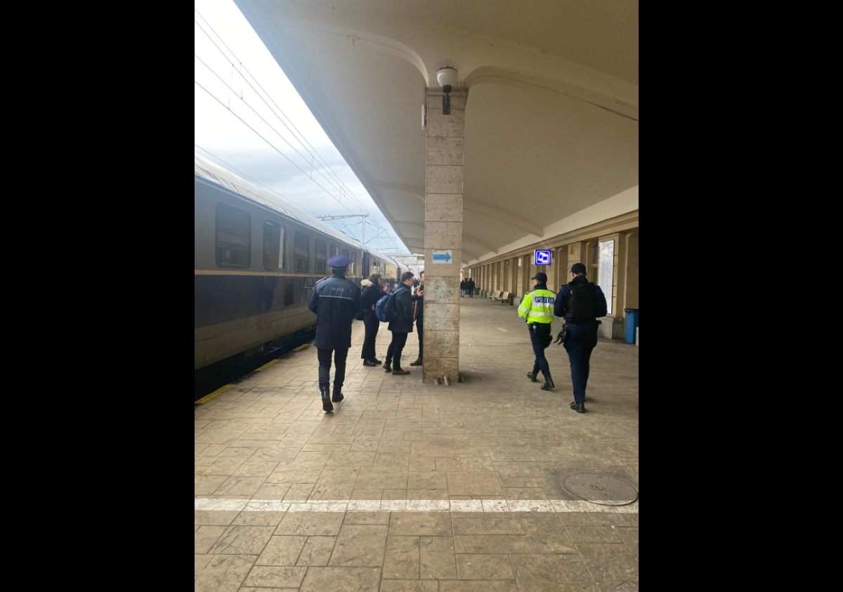 Polițiștii ieșeni, recomandări privind prevenirea tâlhăriilor şi furturilor din genţi şi buzunare