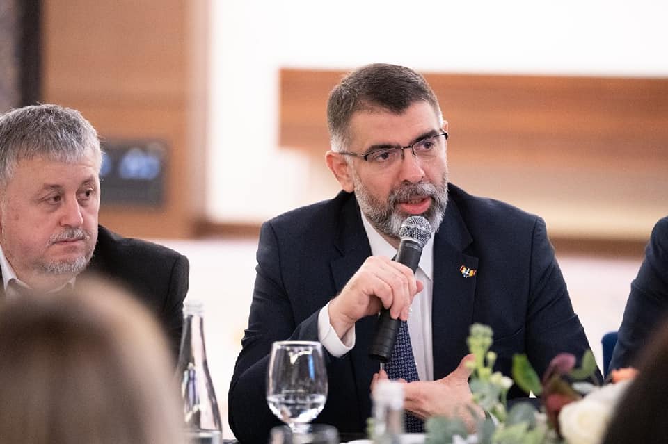 Robert Cazanciuc propune modificarea Constituției: „Parlamentar pe ambele maluri ale Prutului”