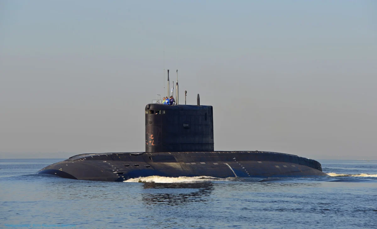 Zece nave și submarine rusești au plecat brusc din portul Novorossiysk de la Marea Neagră
