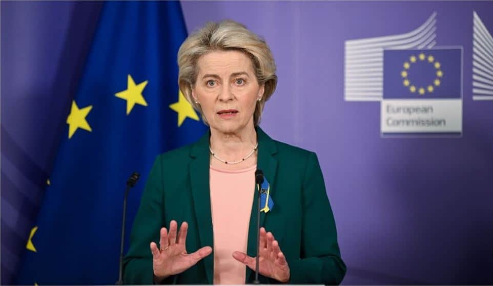 O anchetă privind contractul pentru vaccinurile Pfizer o vizează pe Ursula von der Leyen