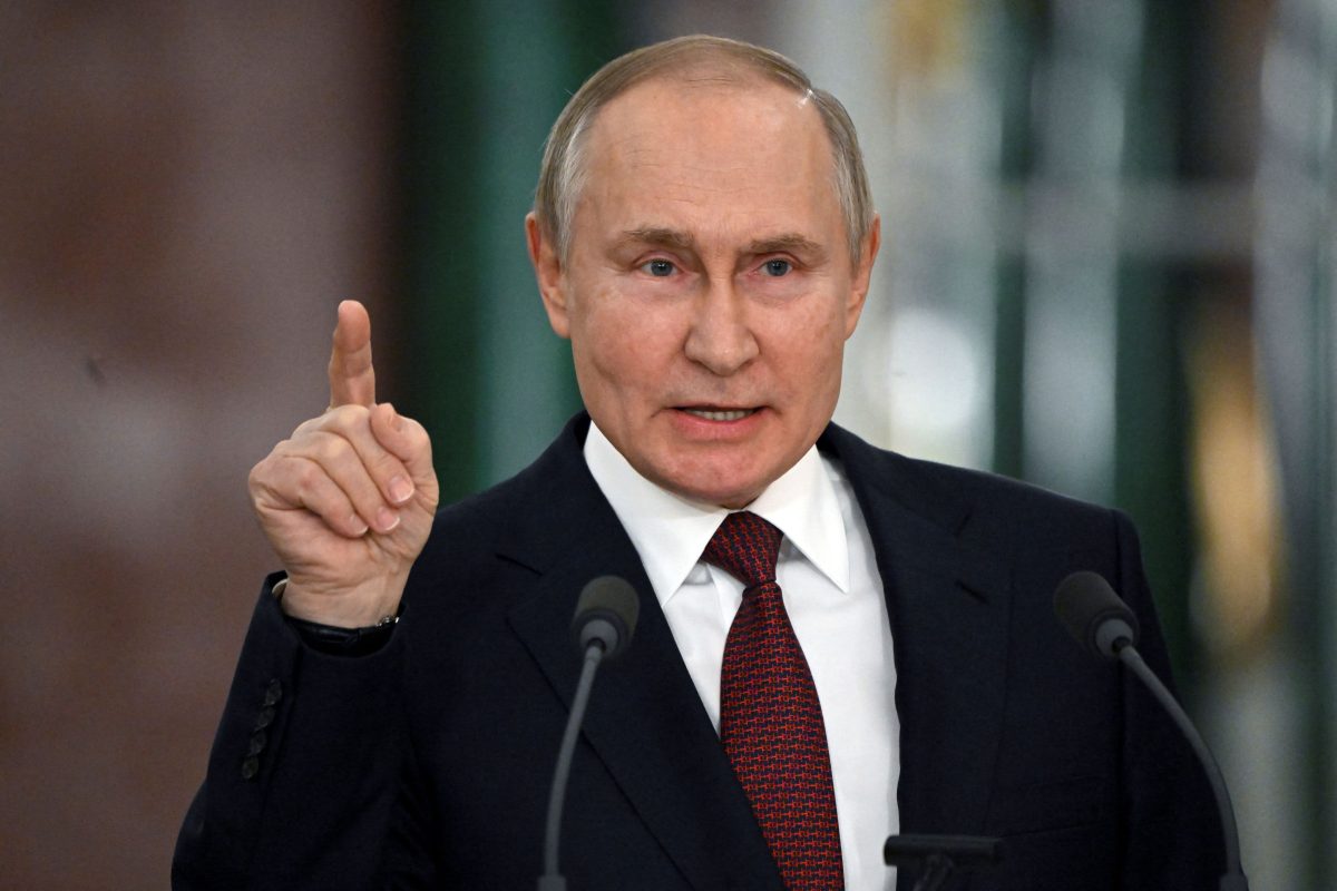 Vladimir Putin este „deschis la un dialog serios” cu Ucraina doar dacă autorităţile de la Kiev vor ţine cont de „noile realităţi teritoriale”