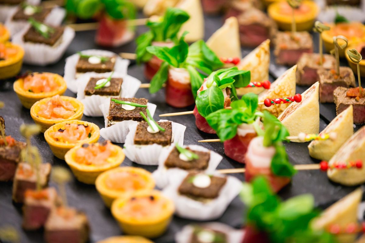 5 aperitive rapide. Idei delicioase pentru o petrecere perfectă