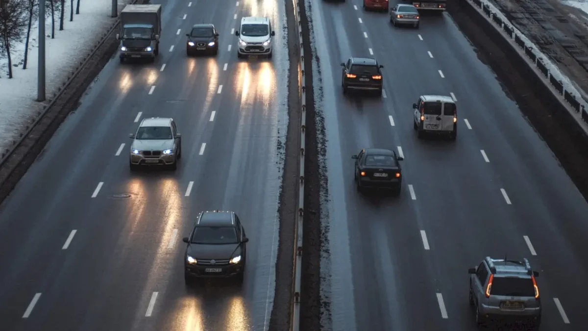 Secretarul de stat în Transporturi anunță că autostrăzile A1, A2 și A3 ar urma să fie lărgite la 3 benzi pe sens