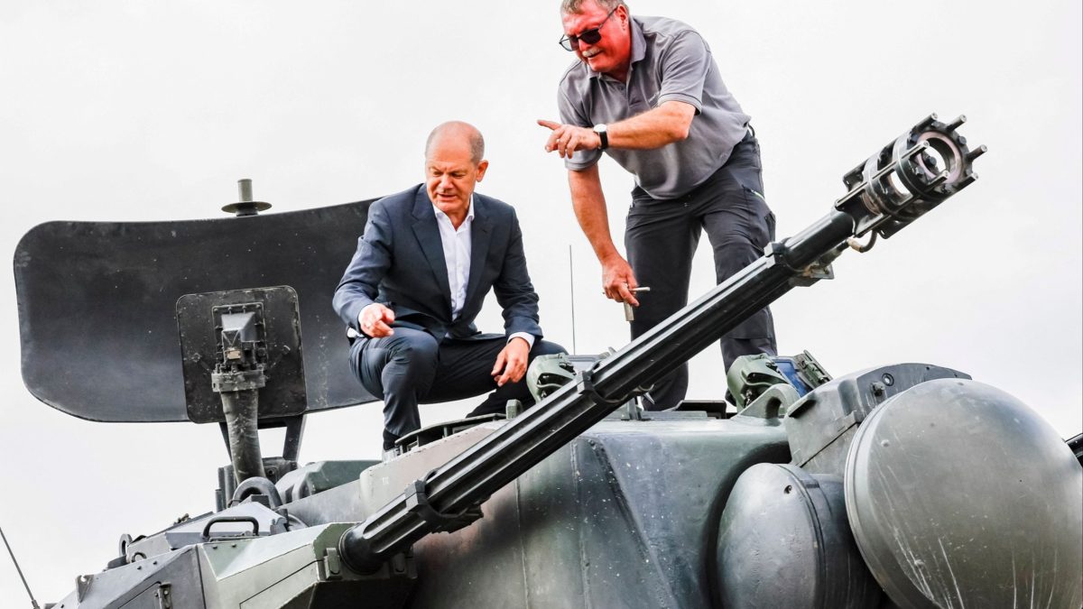Germania a promis mai multe blindate antiaeriene Ucrainei: Ce sunt și cum funcționează Gepard Panzerele
