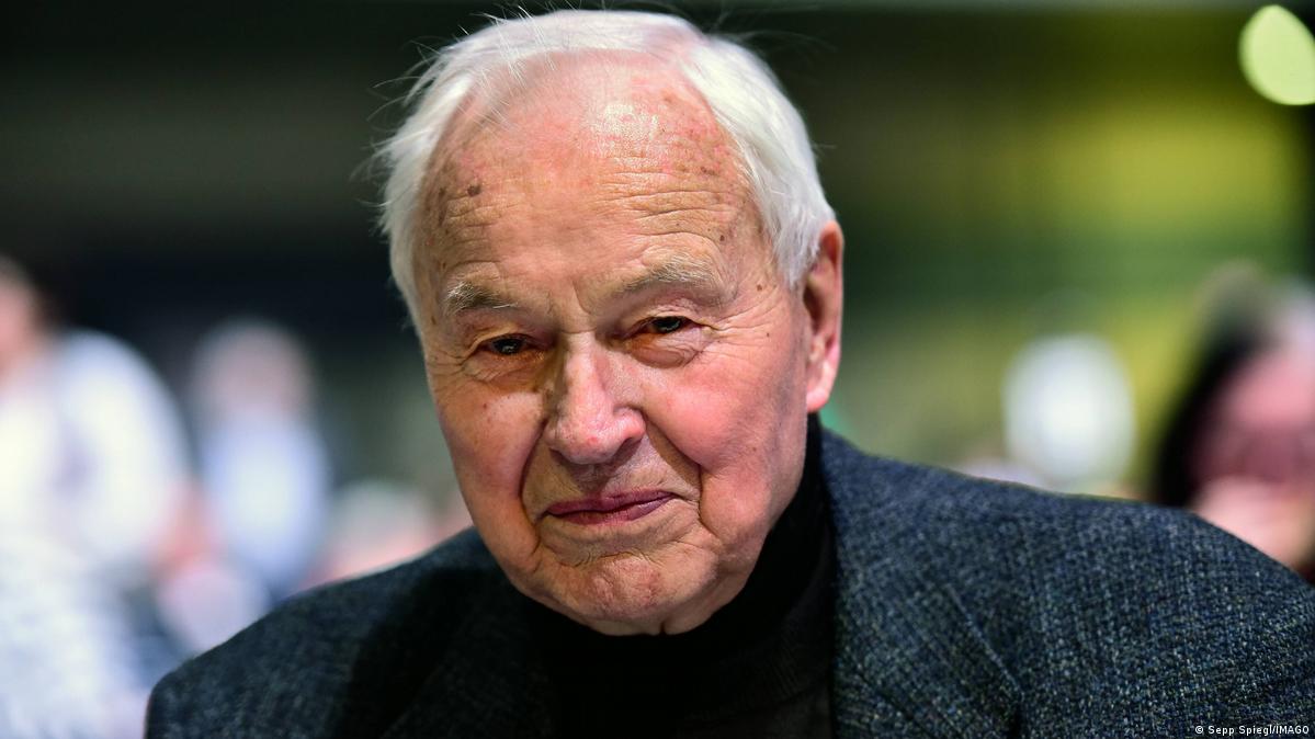 Hans Modrow, ultimul premier comunist al Germaniei de Est, a murit la vârsta de 95 de ani