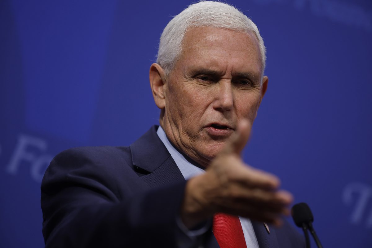 FBI, noi percheziții la Mike Pence în scandalul documentelor clasificate