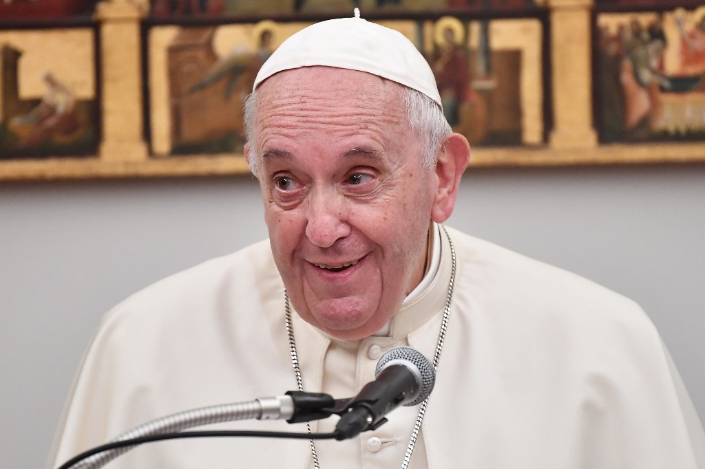 Papa Francisc şi-a încheiat vizita în Sudanul de Sud cu o slujbă în aer liber în timpul căreia a cerut „depunerea armelor” în această ţară măcinată de violenţe