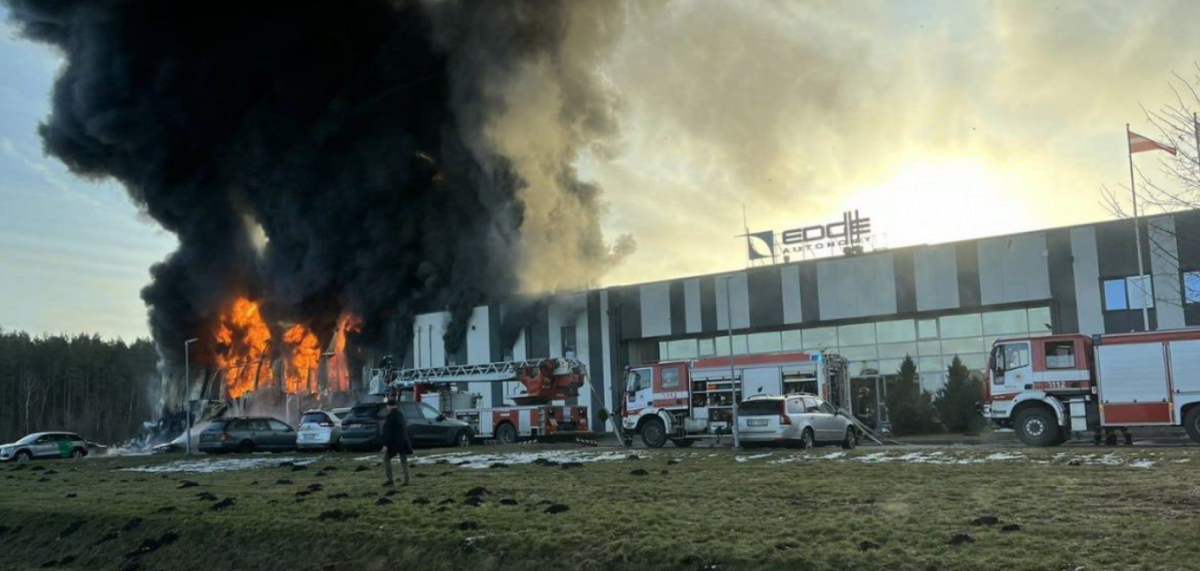 Incendiu uriaș la o fabrică americană de drone pentru Ucraina