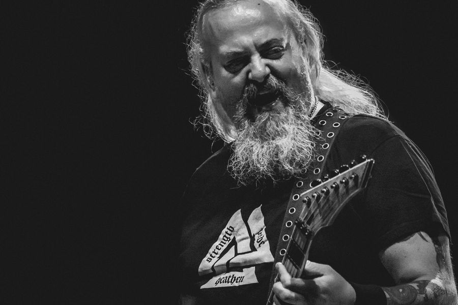 Florin Țibu, solistul trupei „Bucovina”, atacat pe stradă, după ce a susținut un concert la Iași
