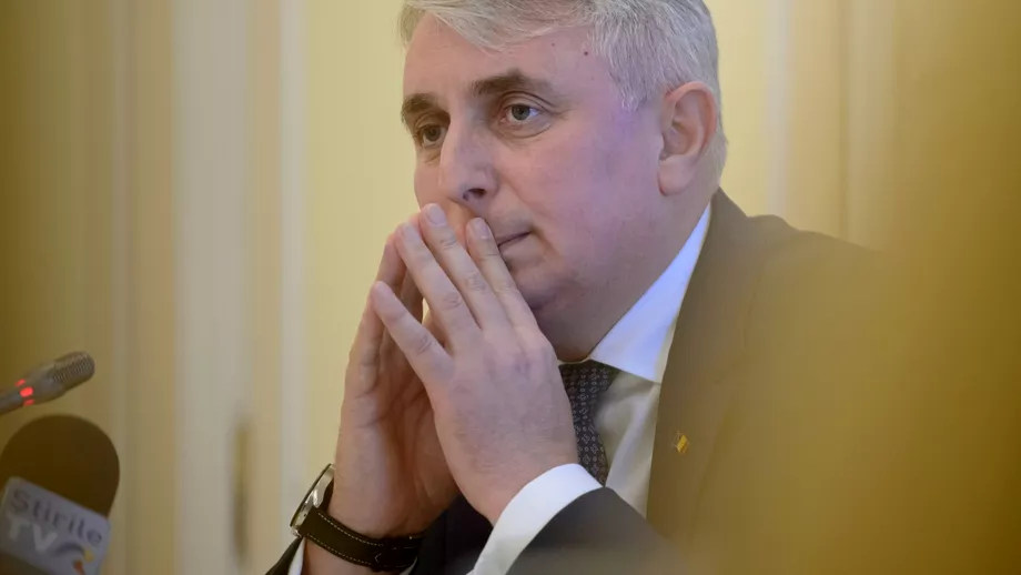 Teza de doctorat a ministrului Lucian Bode, publicată la o editură folosită de pușcăriași pentru a-și reduce pedepsele