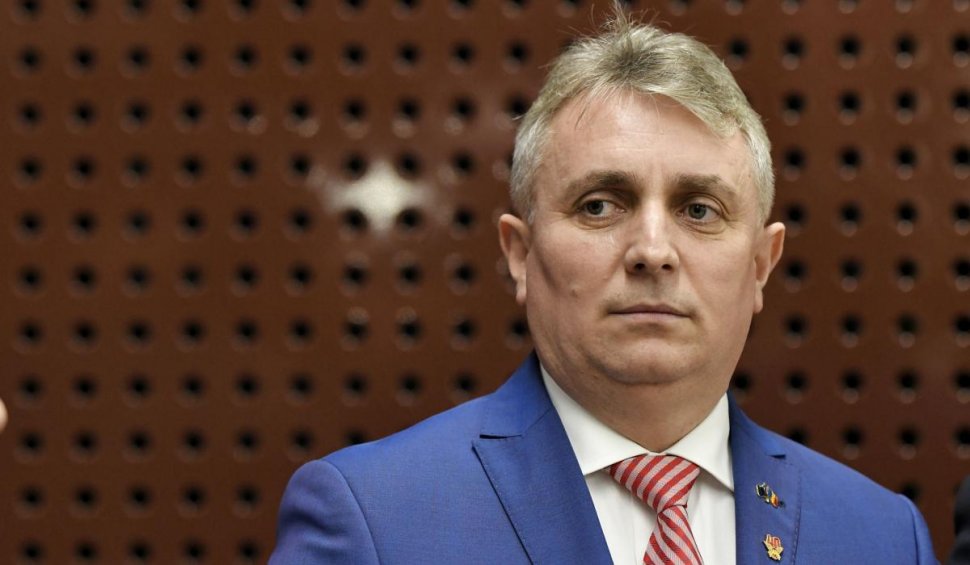 Moțiune împotriva ministrului Lucian Bode. Când va avea loc dezbaterea și votul