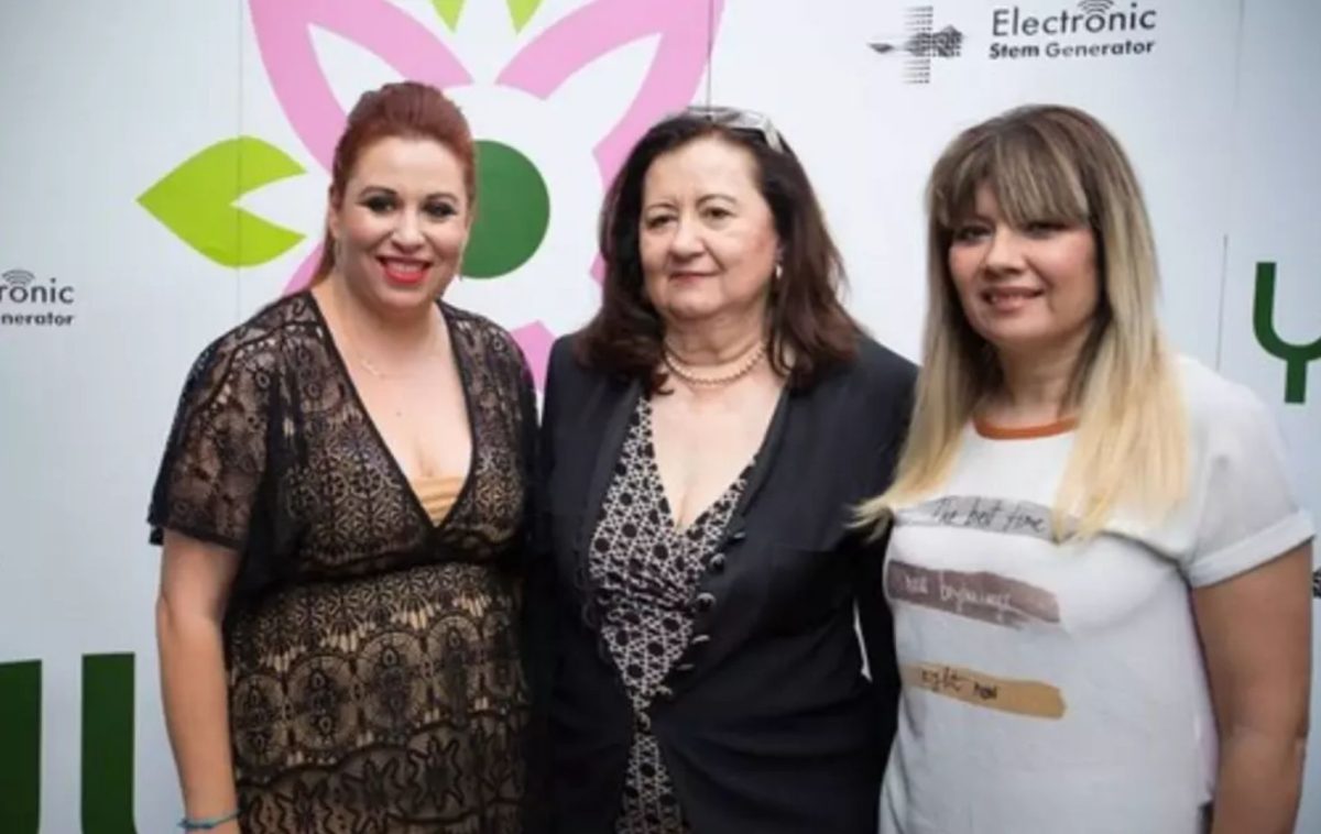 Oana Roman, în război cu sora vitregă. Vedeta îl acuză totodată și pe fostul soț
