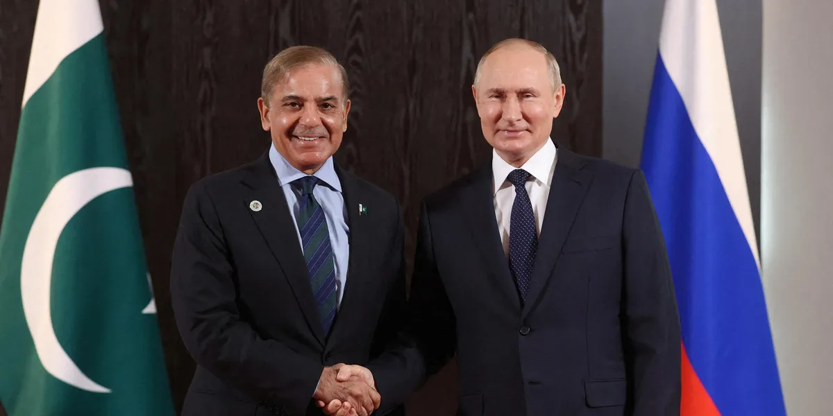 Joacă Pakistan un rol dublu?! Deși este ajutată de Rusia, țara trimite mercenari și arme în Ucraina – VIDEO