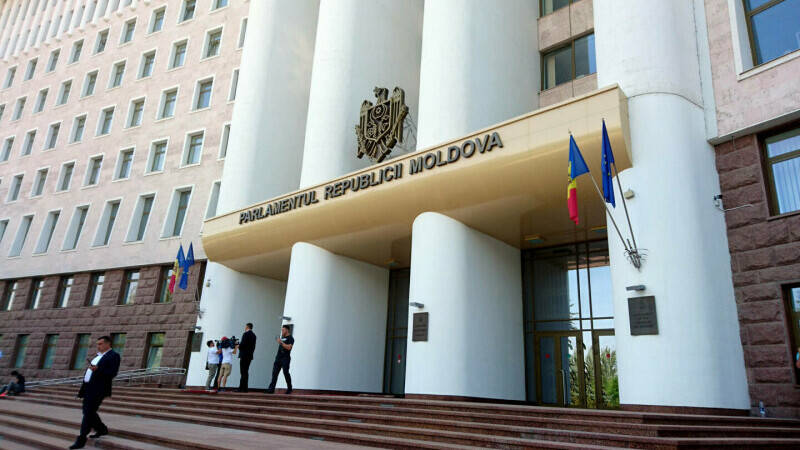 Sintagma „limba moldovenească” ar putea fi înlocuită cu „limba română” în Constituția Republicii Moldova
