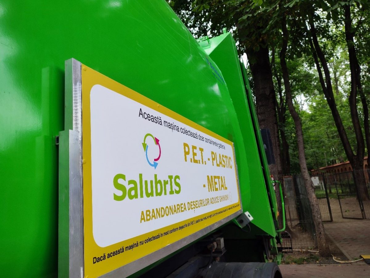 Cum sa reciclăm corect deșeurile din plastic? Dacă te obișnuiești cu procesul totul devine normal!