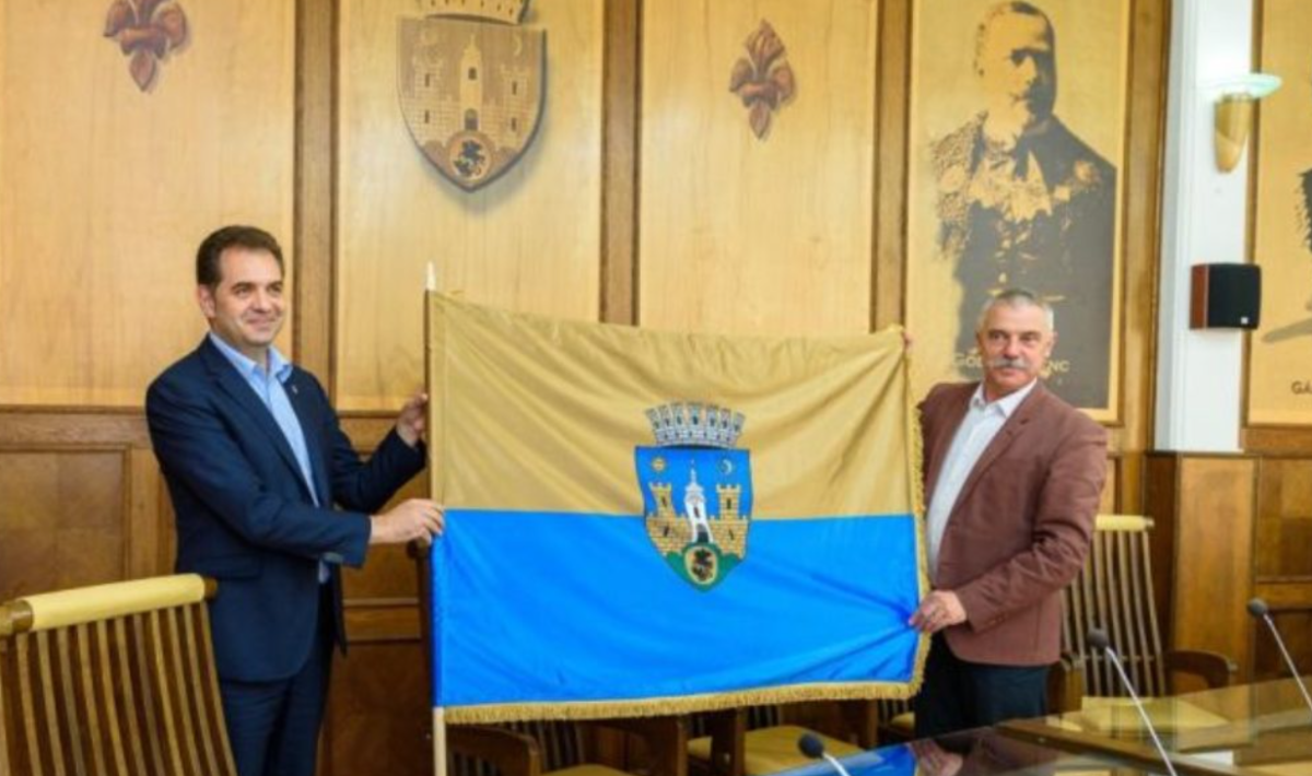 Înalta Curte de Casaţie şi Justiţie a hotărât: Steagul secuiesc nu va deveni drapelul municipiului Sfântu Gheorghe