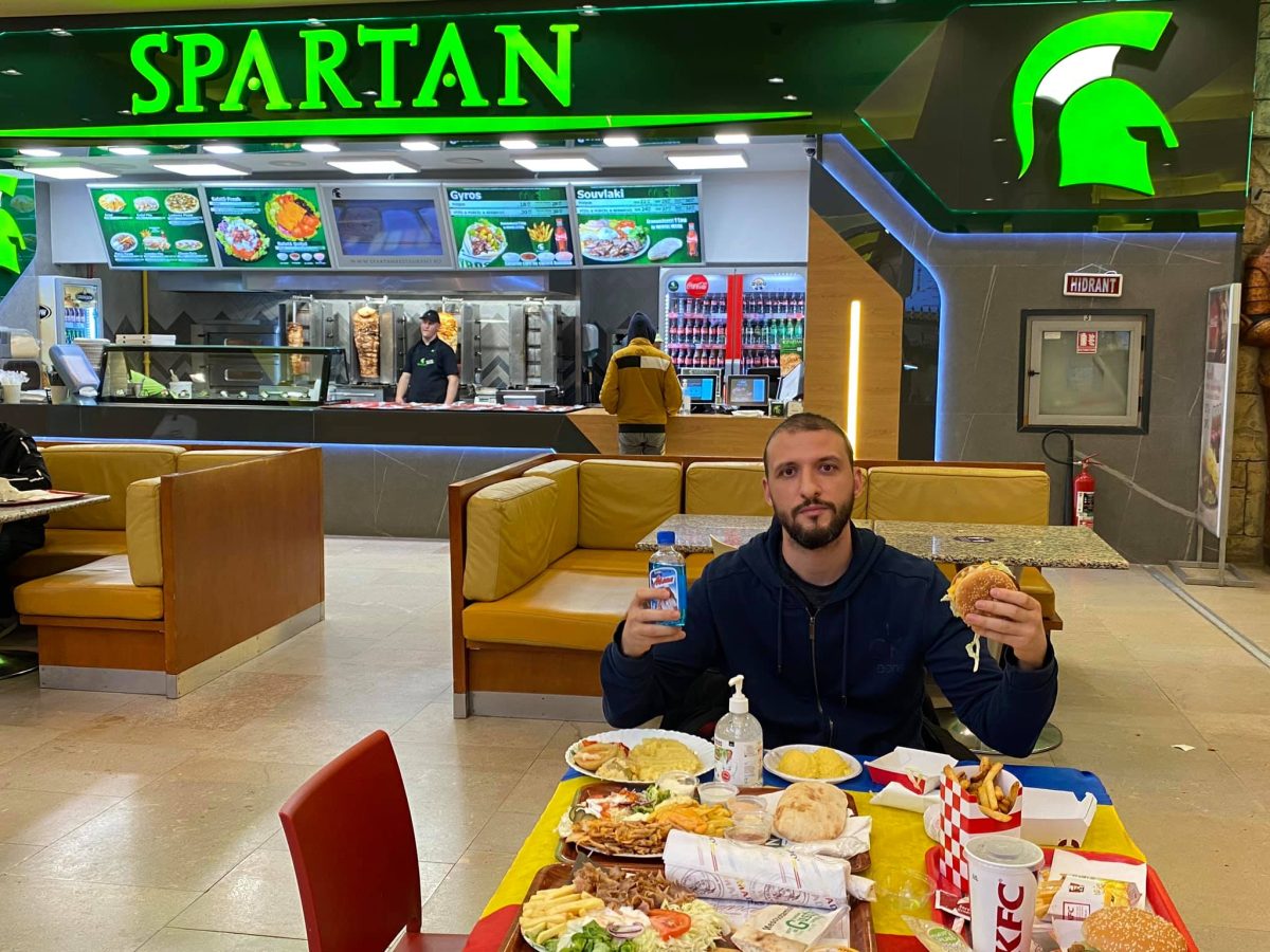 Lanțul românesc de restaurante Spartan, fondat Ștefan Mandachi, a fost vândut