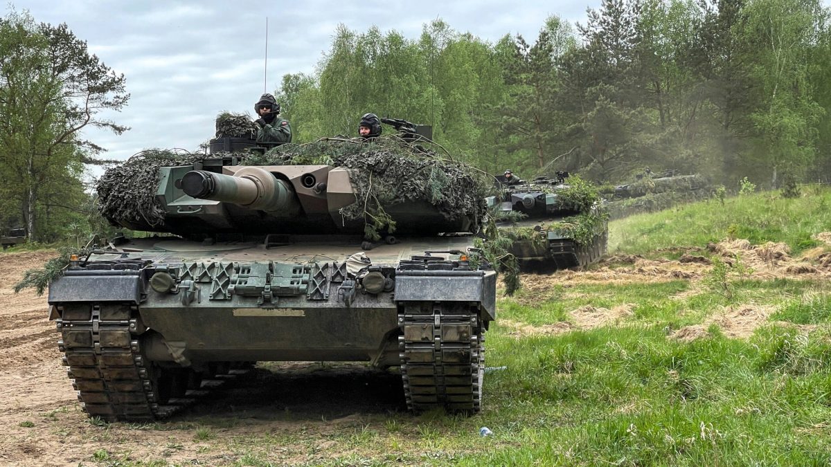 Polonia va livra 14 tancuri Leopard la Kiev în următoarele săptămâni, a anunțat Ministerul de Externe