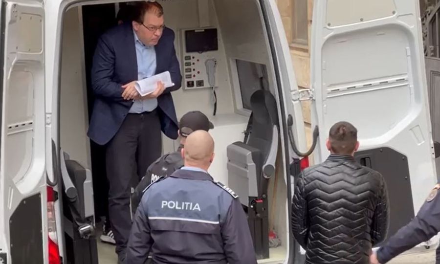 Medicul ieșean Dan Tesloianu, la Curtea de Apel București. Acesta cere să fie cercetat în libertate