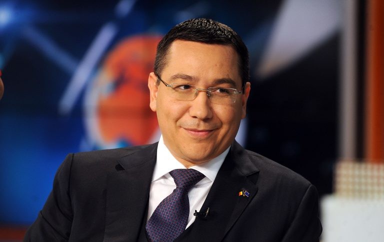 Fostul prim-ministru al României, Victor Ponta la BZI LIVE: „Pe mine altceva mă doare. Noi dacă vrem vacanţă de Paşte la copii, înseamnă că suntem cu Putin?”